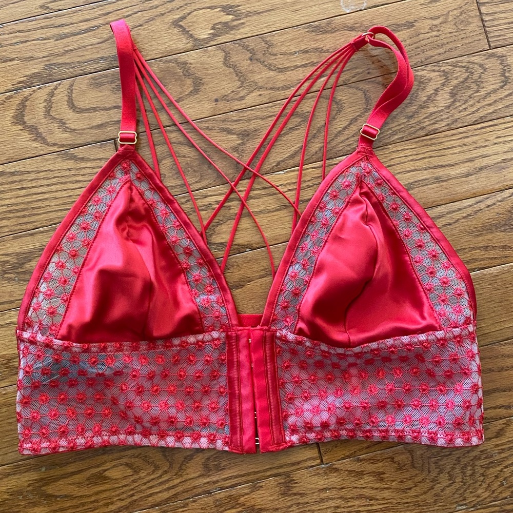 Victoria’s Secret bra